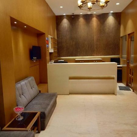 Treebo Trend Hotel Basera Pune Bagian luar foto