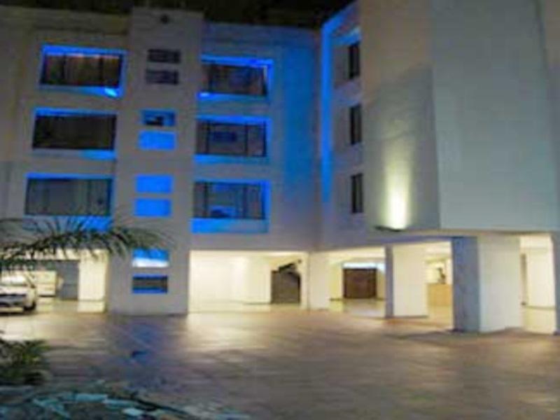 Treebo Trend Hotel Basera Pune Bagian luar foto